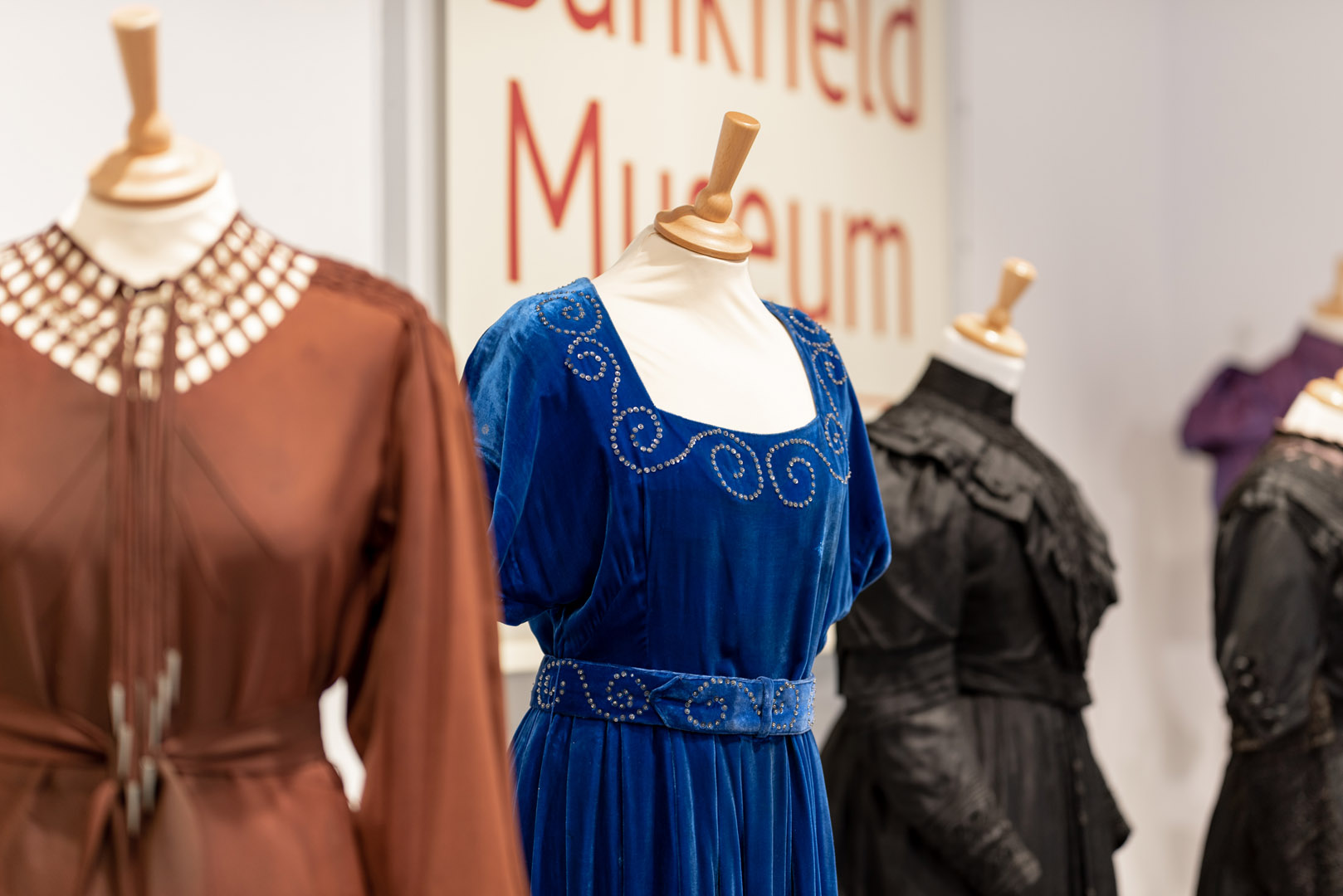 idea design bankfield museum fashion gallery 9